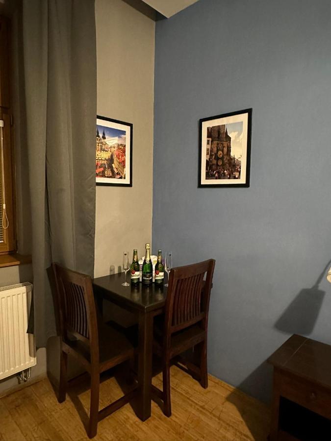 Central Studios Prag Eksteriør billede